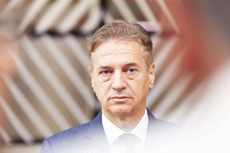 Robert Golob