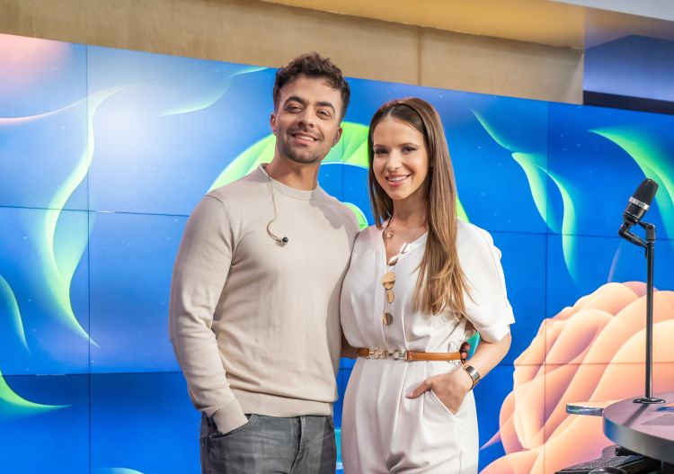 Ob slovesu je Martina jokala, Gašper pa ne.