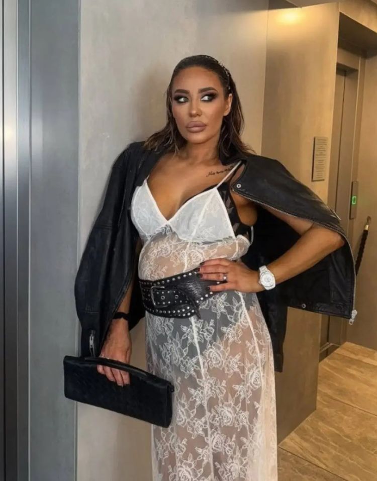ana-nikolic-instagram.jpg