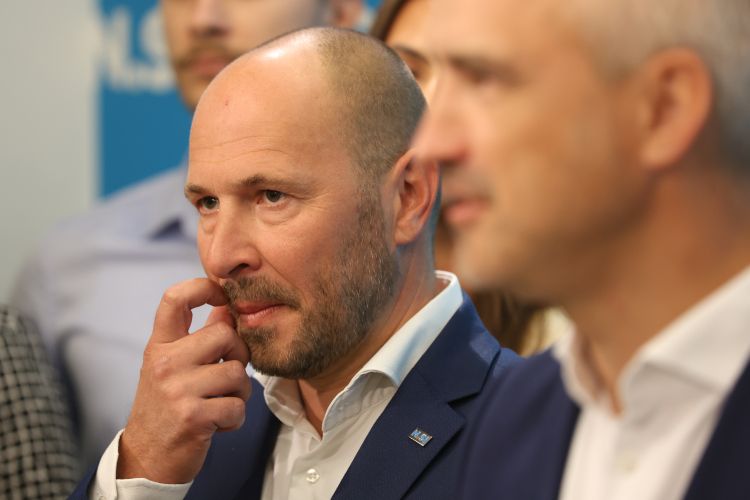 Jernej Vrtovec, Janez Cigler Kralj