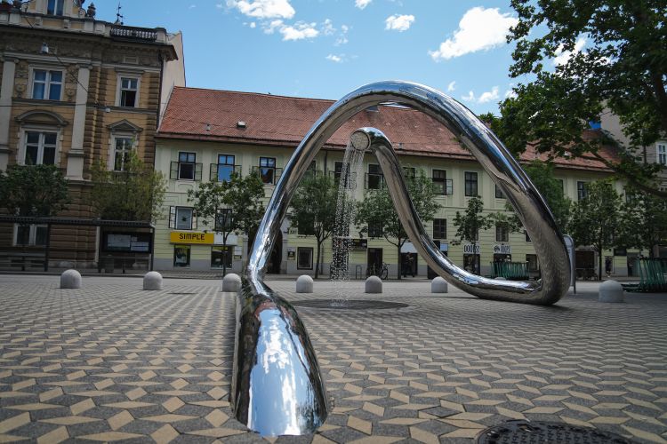 vodna-skupltura, mestna-obcina-ljubljana, nama