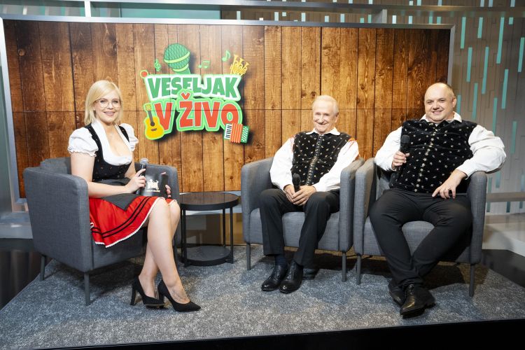 Veseljak v živo.jpg