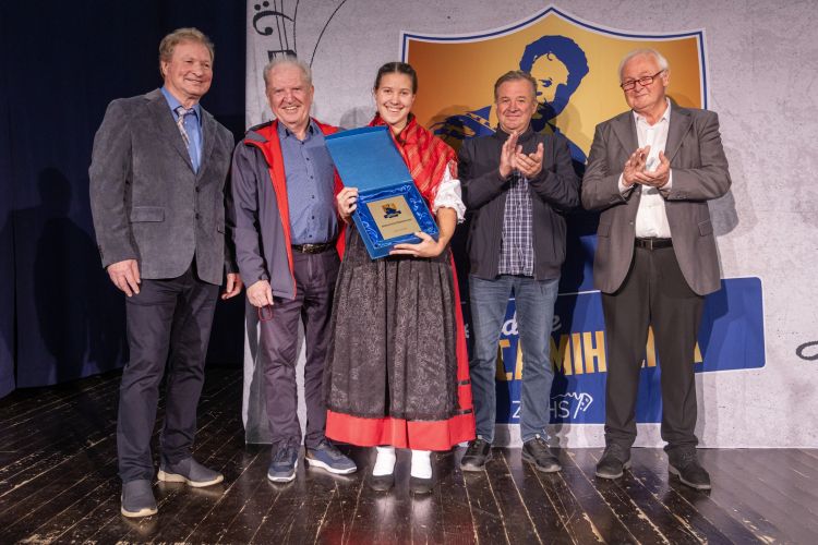 Franc Mihelič, Milan Kokalj, Mia Pečjak, Robert Zupan in Janez Fabijan.
