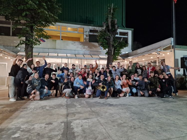 ansambel-kerlci-v-argentini