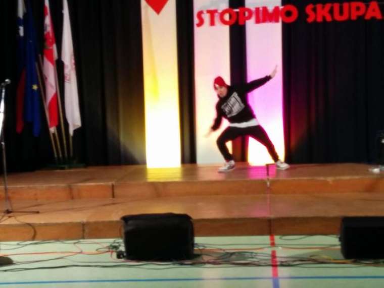 193900_188402_IMG_20160220_190436_01