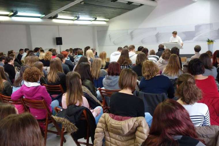 Foto utrinki s predstave Nika Škrleca (Foto: Metka Galič)