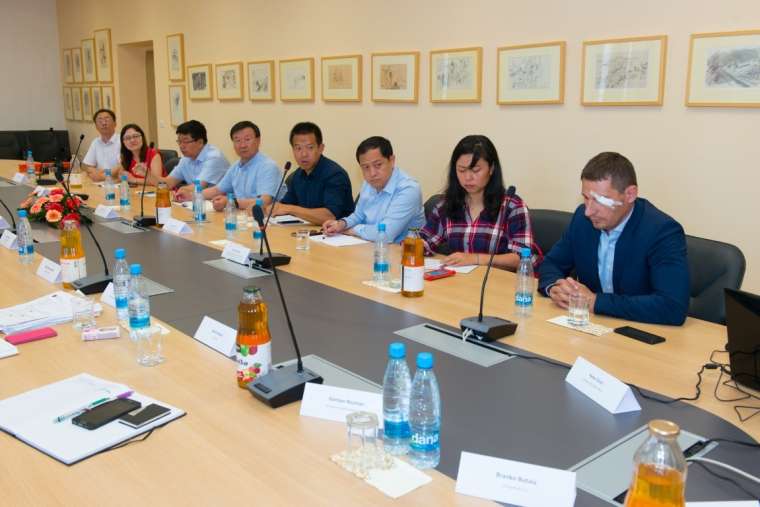 Kitajska delegacija v crnomlju foto urh (2)