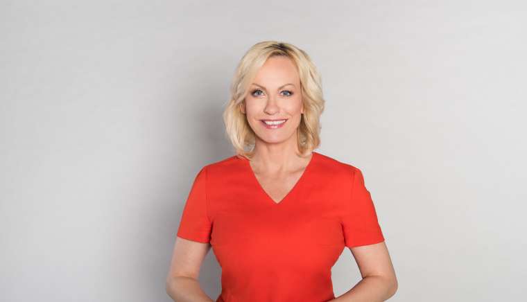 Voditeljica Petra Kerčmar .