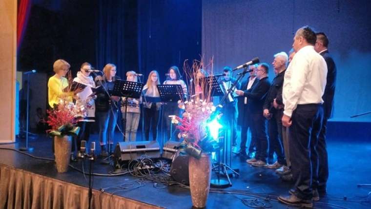 Tradicionalni letni koncert Šentjernejskega okteta