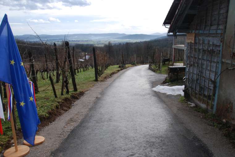 Otvoritev asfaltirane vinogradniške poti na Tanči Gori