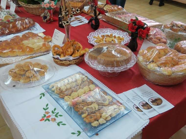 Triindvajseta razstava suhokranjskih dobrot Društva kmečkih žena Suha krajina – Žužemberk
