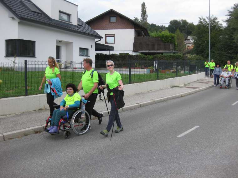 td-senovo-in-društvo-sonček-posavje-po-knapovski-poti