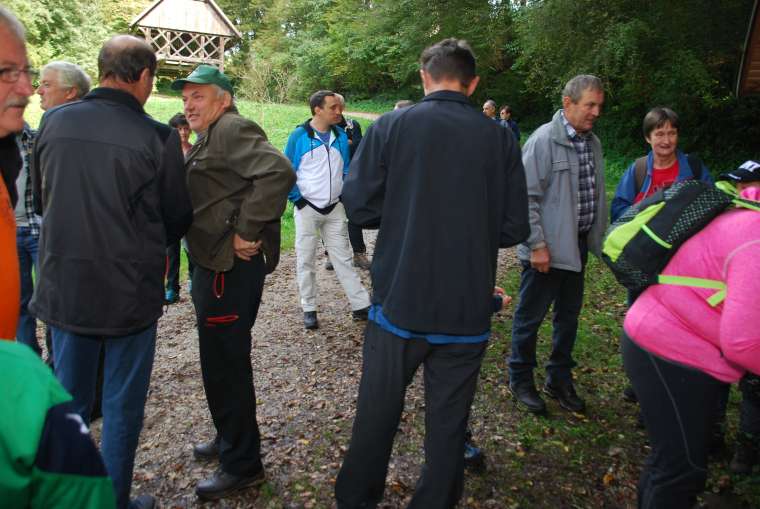 jesenski-pohod-po-učni-kraški-poti-in-odprtje-brvi