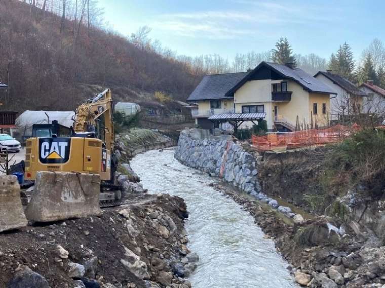 urejanje-struge-potoka-sevnična, sevnična, struga, potok, šmarje, urejanje