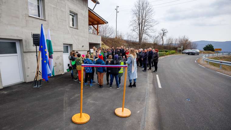 odprtje-obnovljene-regionalne-ceste-med-starim-trgom-ob-kolpi-in-predgradom