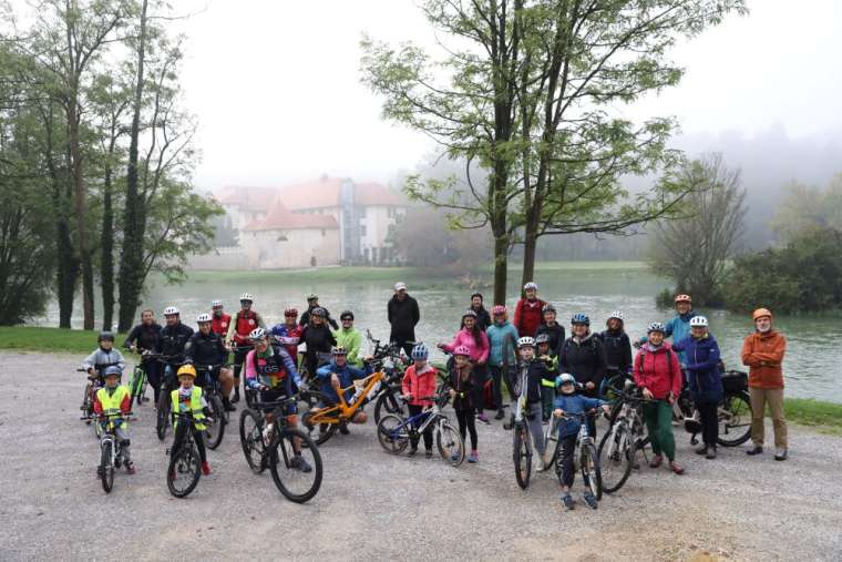 kolesarjenje-od-novega-mesta-do-šmarjete