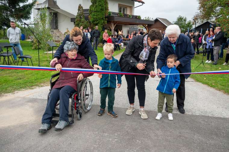 otvoritev-kanalizacije-in-vodovoda-vavpča-vas-trata