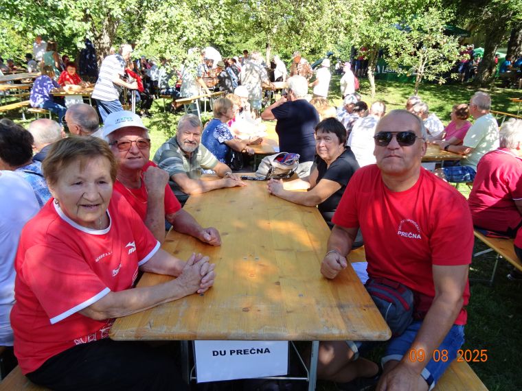 srecanje-upokojencev, miklavz