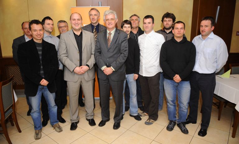 vodstvo_sevniske_oo_zares_z_gosti.jpg