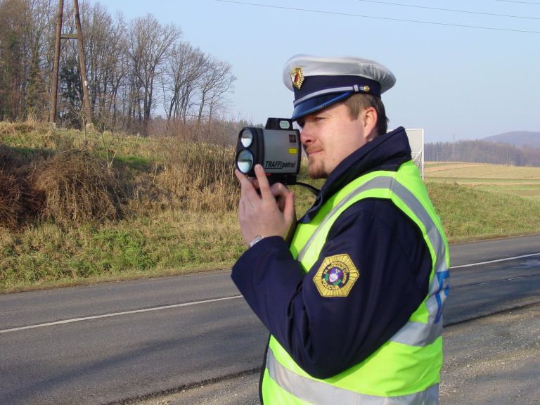 policija_4.jpg