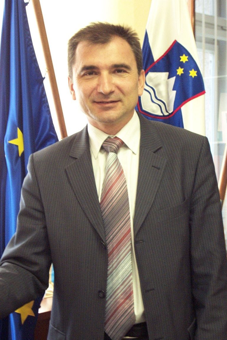 janko_veber_april.jpg