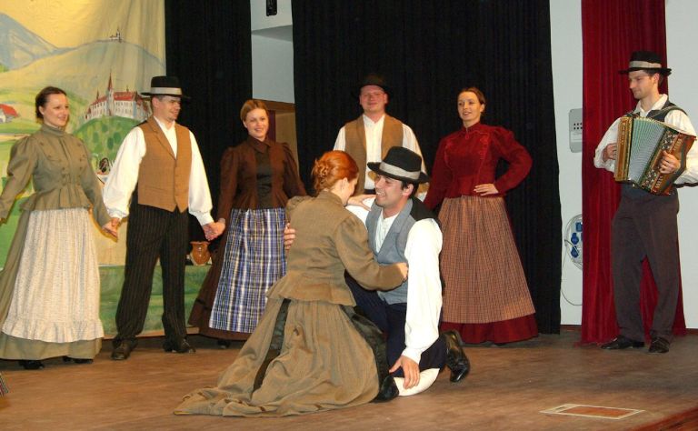 folkloristiskocjan.jpg