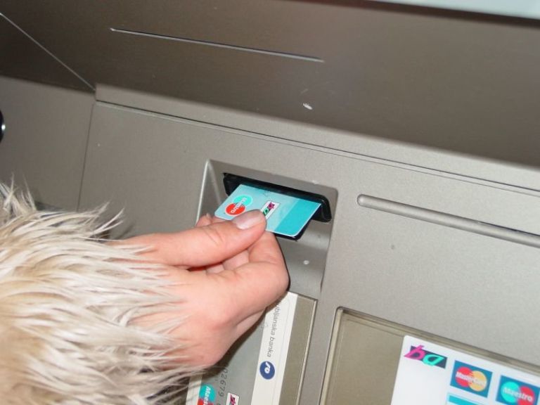 bankomat.jpg