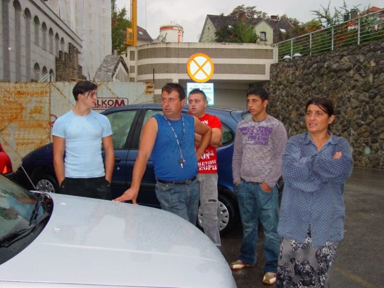 dobruska_vas__romi.jpg