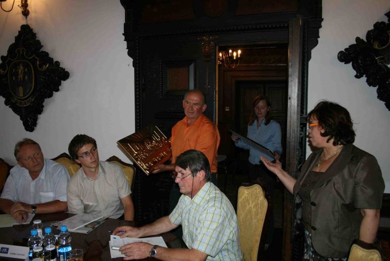 zadnja_vecerja_za_svojce_ponesrecencev.jpg