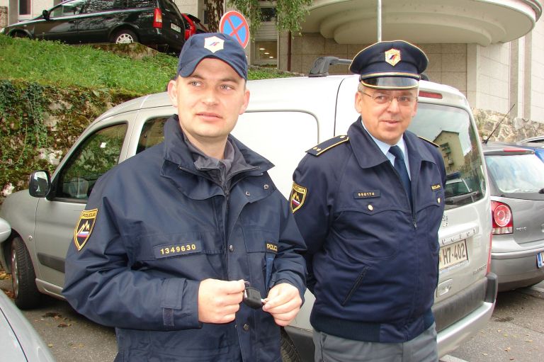 policaji.jpg