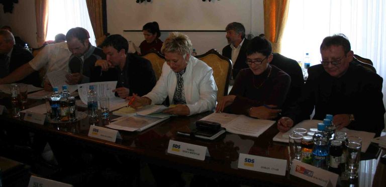 svetniki_sds_z_novo_svetnico_marijo_mojco_hocevar_0001.jpg