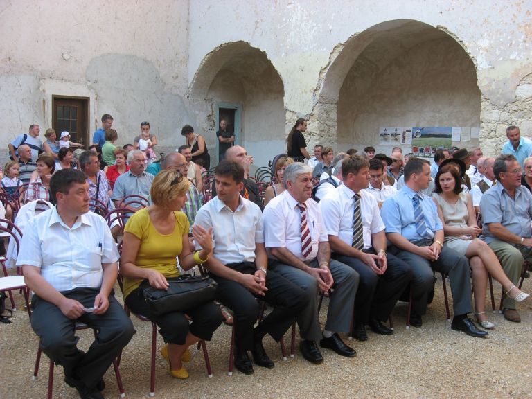 znova_obudili_grajsko_dvorisce_2.jpg