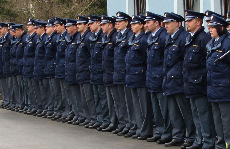 policisti_na_preizkusnji.jpg