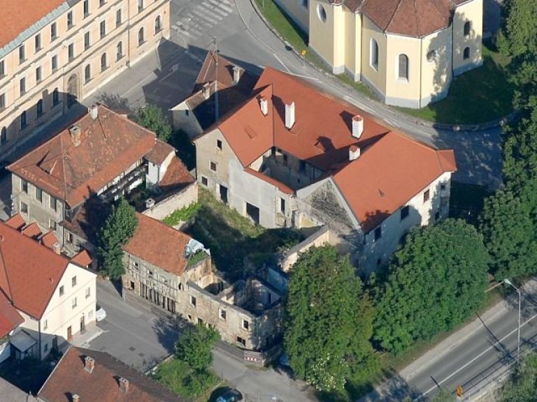 valvasorjev_kompleks.jpg