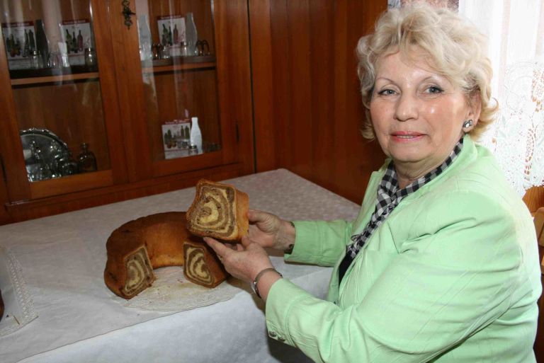 helena_mrzlikar_s_potico.jpg