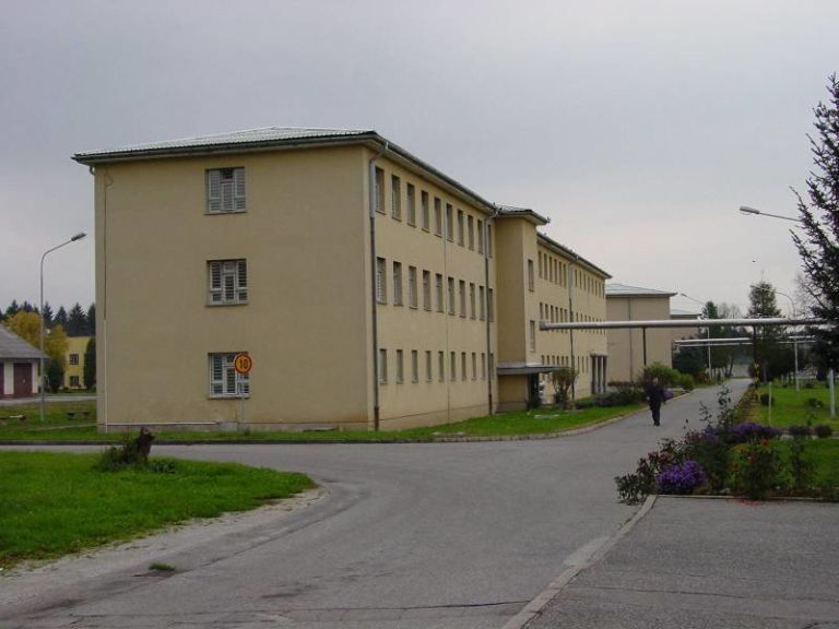 zapori_znotraj_stavba.jpg