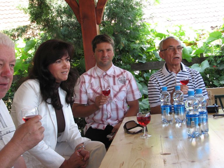 img_0899_000.jpg