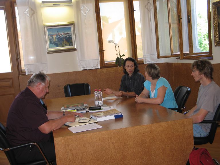 img_1198_000.jpg