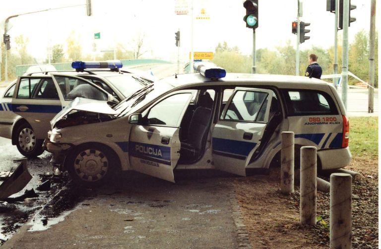 pn_policisti_catez_25102009_001.jpg