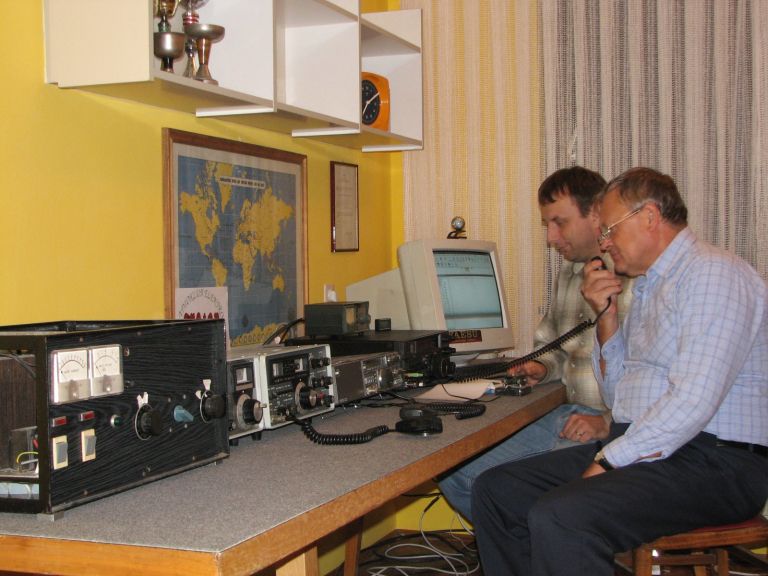 radioamaterji.jpg
