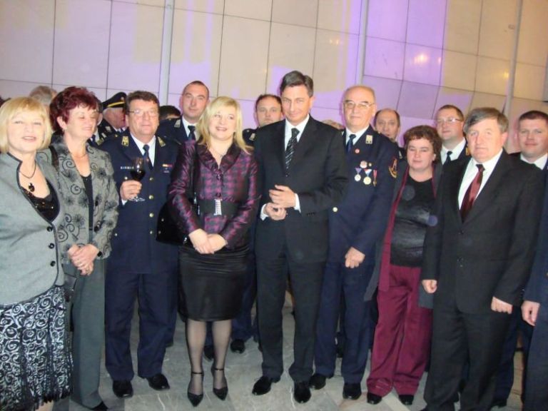 gasilci_metlika_pahor.jpg