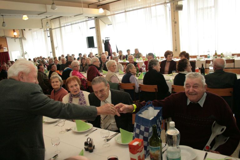 tudi_najstersji_moski_stane_svensek_je_bil_delezen_pozznosti_.jpg