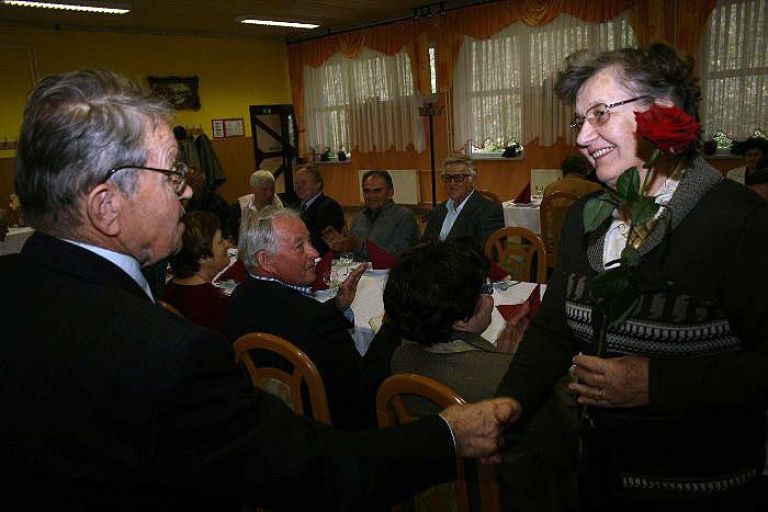 predsednik_rep__e_izro__a_vrtnico_milki_sen__ar.jpg