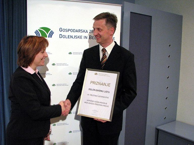 priznanje_dolenjskemu_listu_copy.jpg
