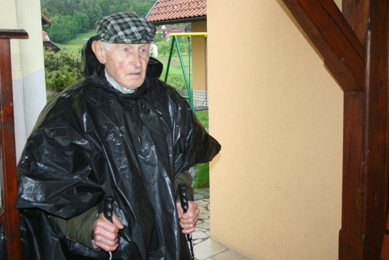 franc_bebar_pri_90_letih_se_ni_manjkal_na_nobenem_pohodu.jpg