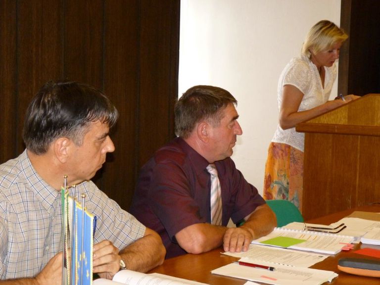 p1030157_2_1.jpg