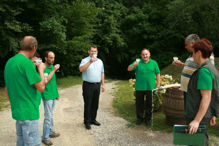 1300_m_vodovoda_na_petelinjeku.jpg