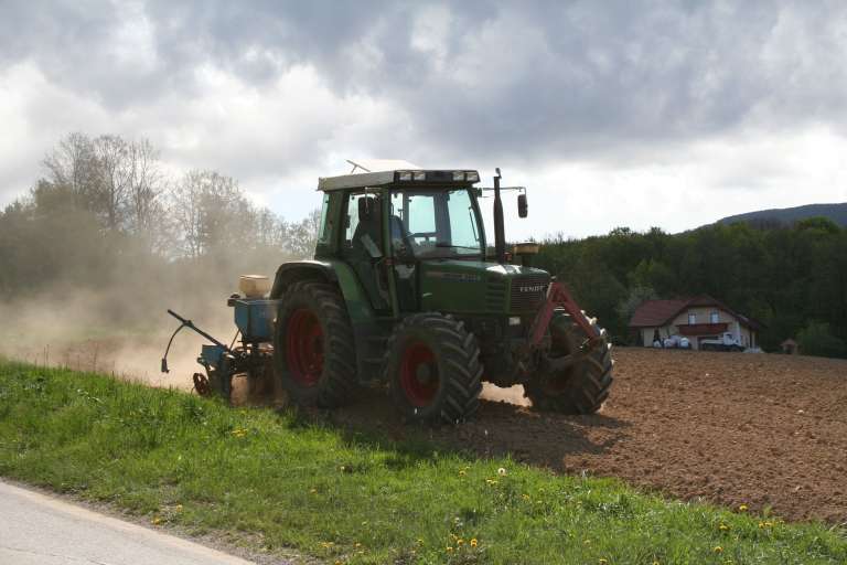 traktor.jpg