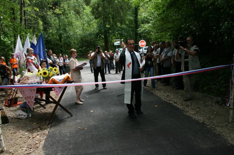 blagolsov_ceste_drbogovje.jpg