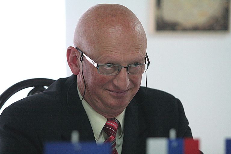 bacar.jpg